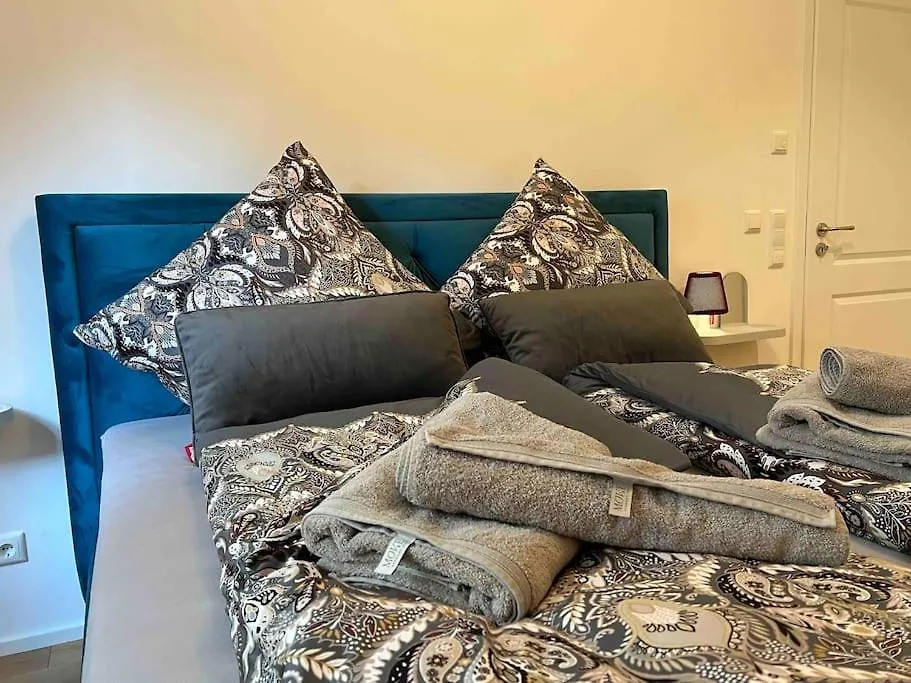 4Younic Glonn1 * Boxspring * Jacuzzi * Netflix*65“ 0*, Glonn